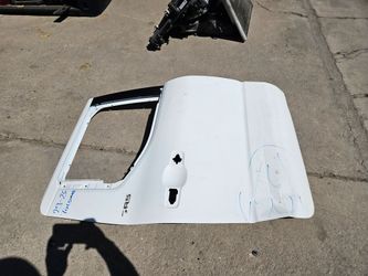 Toyota Tacoma  Right  Rear Door Oem  24 to 26