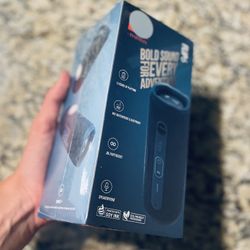 Sealed JBL Flip 6 – Bold Sound, Waterproof, Eco Packaging