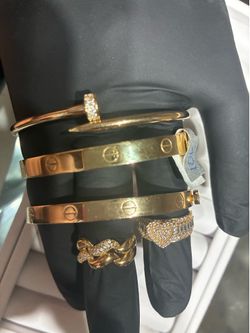 Glamour JewelryLLC