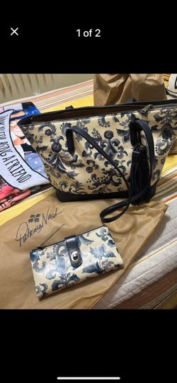 Patricia Nash floral bag & wallet