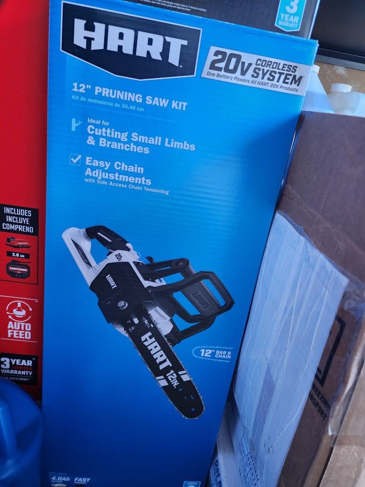 HART 20 Volt 12-Inch Cordless Chainsaw (1) 20-Volt 4.0Ah Lithium-Ion Battery