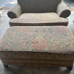 Bernhardt Love Seat