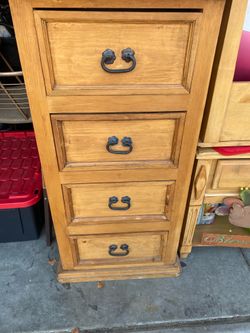 Dresser
