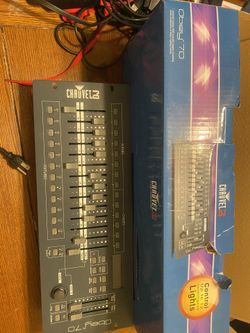 Obey 70 Chauvet DJ
