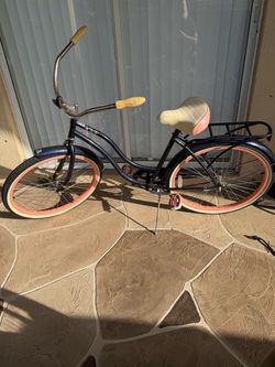 Women's Beach Cruiser Bicycle
