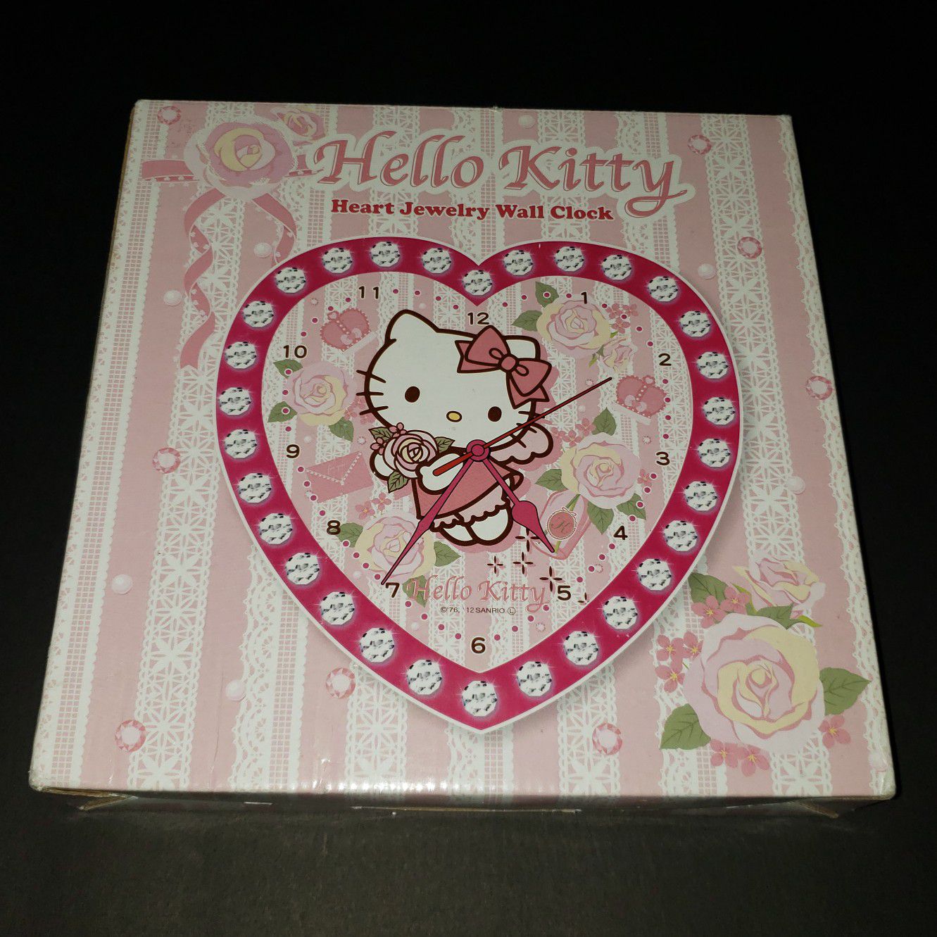 New Sanrio Boutique Hello Kitty Wall Clock