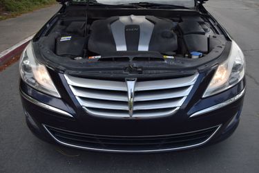 2012 Hyundai Genesis