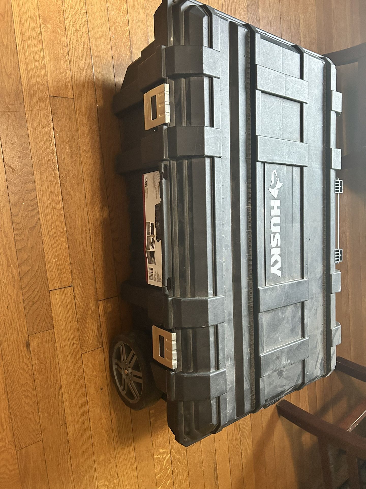 Husky Rolling Tool Box