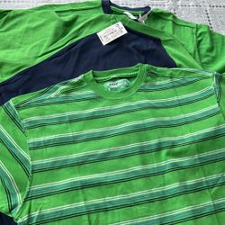 3 Ferruche men T-shirt size small