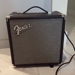 Fender Rumble 15 Amp with cord