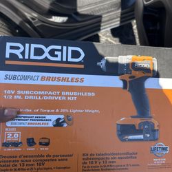 Brushless drill driver kit 