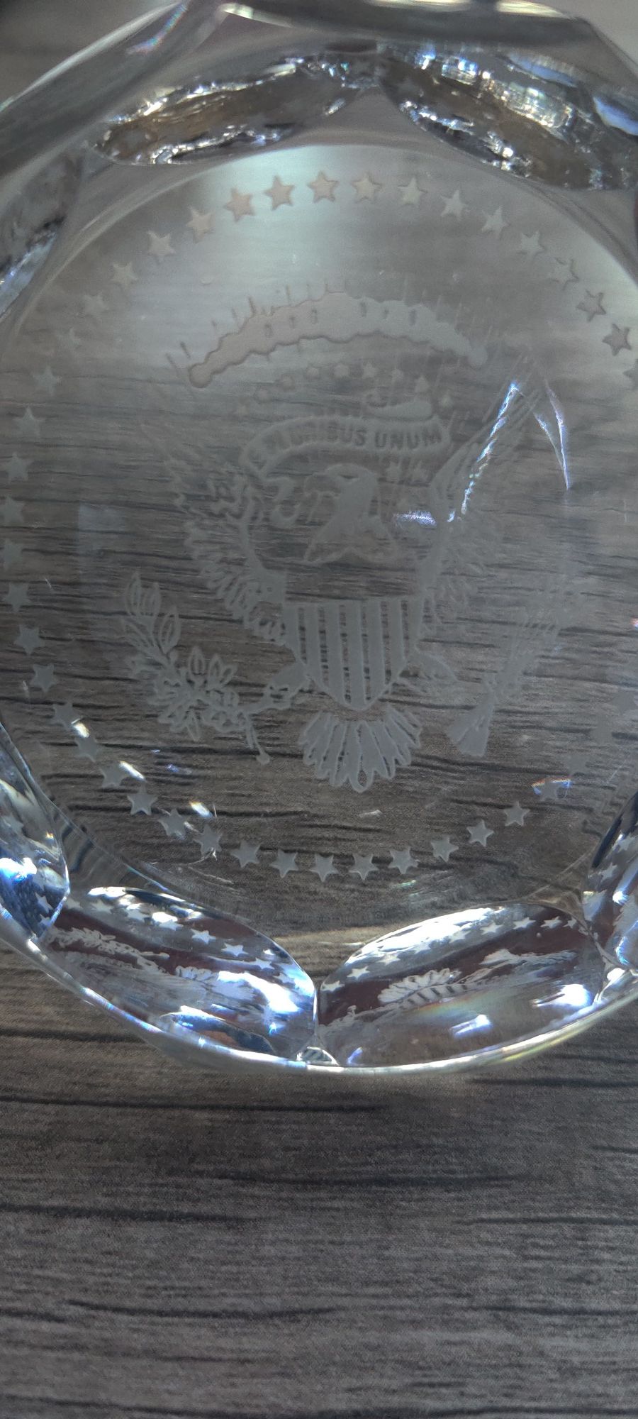 Presidential seal paperweight