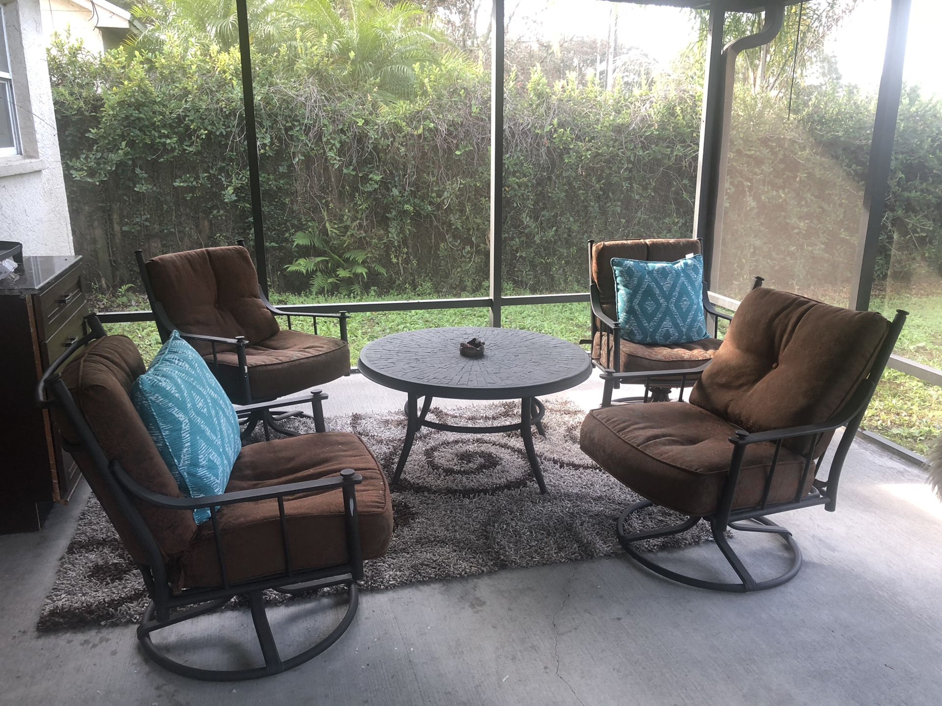 Patio Furniture Set with New umbrella