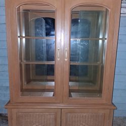 Free China Cabinet 