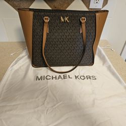 Michael Kors Silvia Top Zip Brown/Acorn PVC Leather Medium Tote Shoulder Bag