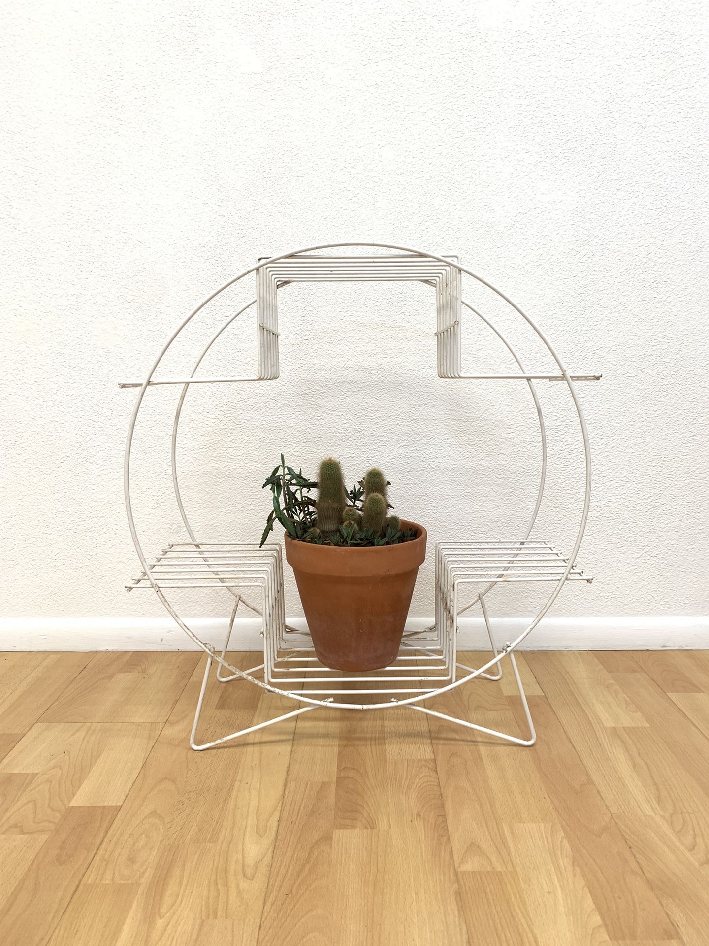 Vintage Mid Century, Modern Planter Hairpin Legs Plant Stand