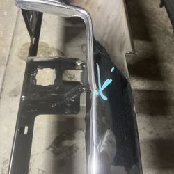 Bumper And Top Plastic From A 2017 Chevy Silverado 