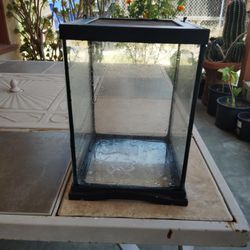 Small Tall Glass Enclosure 