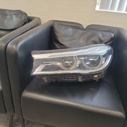 2019 BMW M5 LEFT HEADLIGHT LED