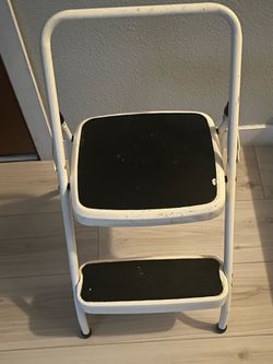 2-step folding ladder
