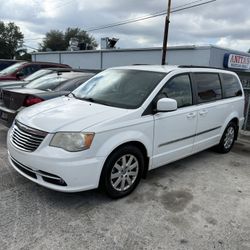 2013 Chrysler Town & Country