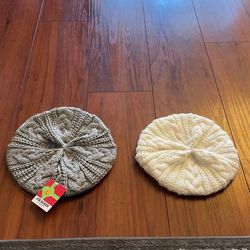 2 Pack Of Beret beanies 
