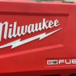 Milwaukee Case 