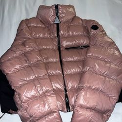 MONCLER CROPPED  PUFFER SIZE M