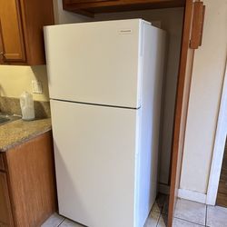 Used clean Frigidaire 18.0 cu. ft. top-freezer refrigerator