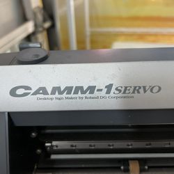 Roland CAMM-1 Servo 24 vinyl cutter