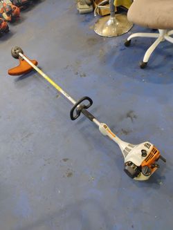 Stihl weedeater weedwhackers $180