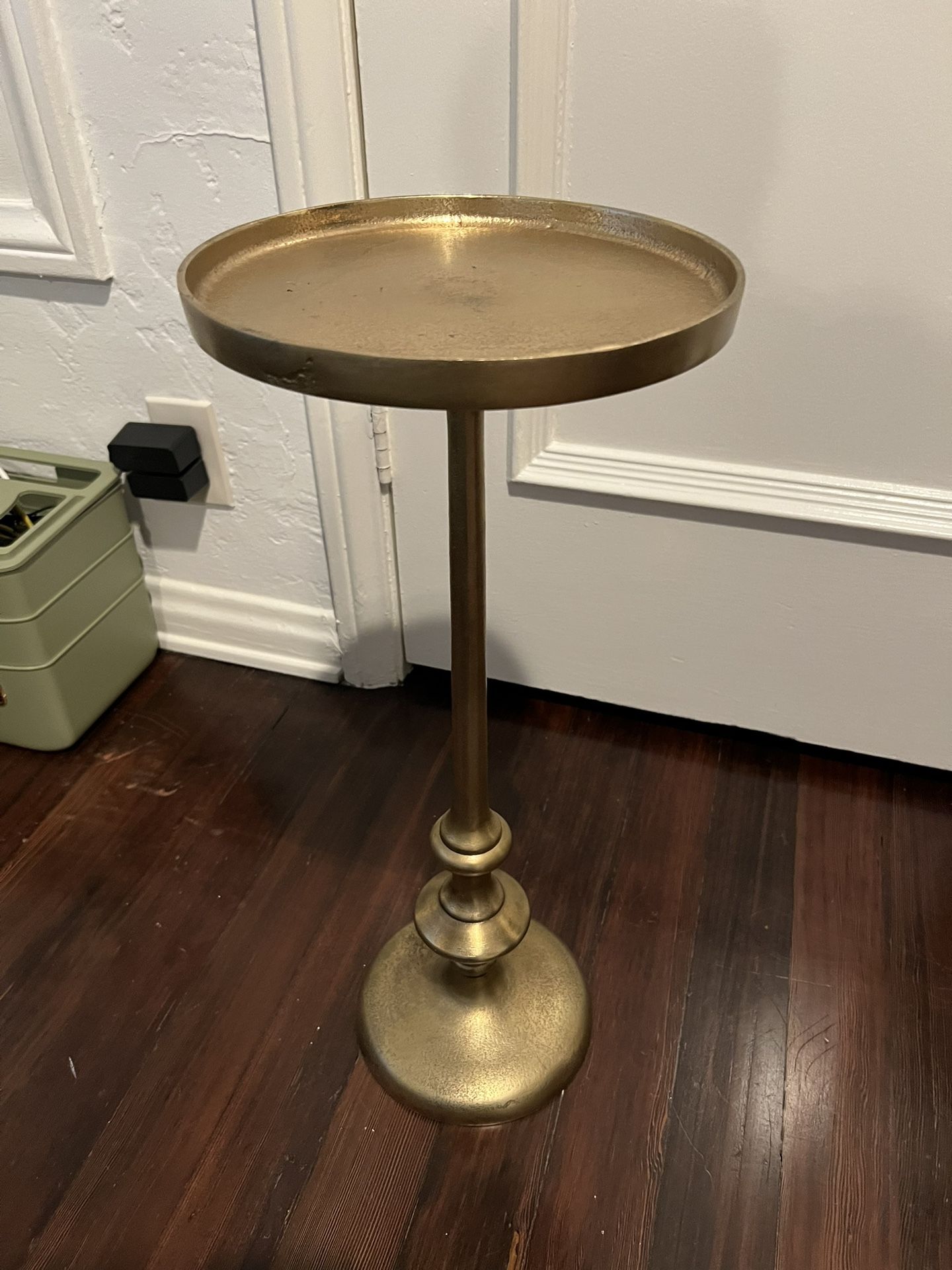 Accent Table