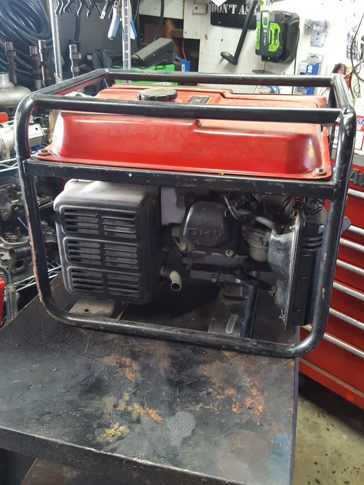 Honda EM2500X gas generator. Works great 220 cash firm for Sale in