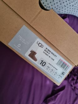 Uggs Mini Bailey bow