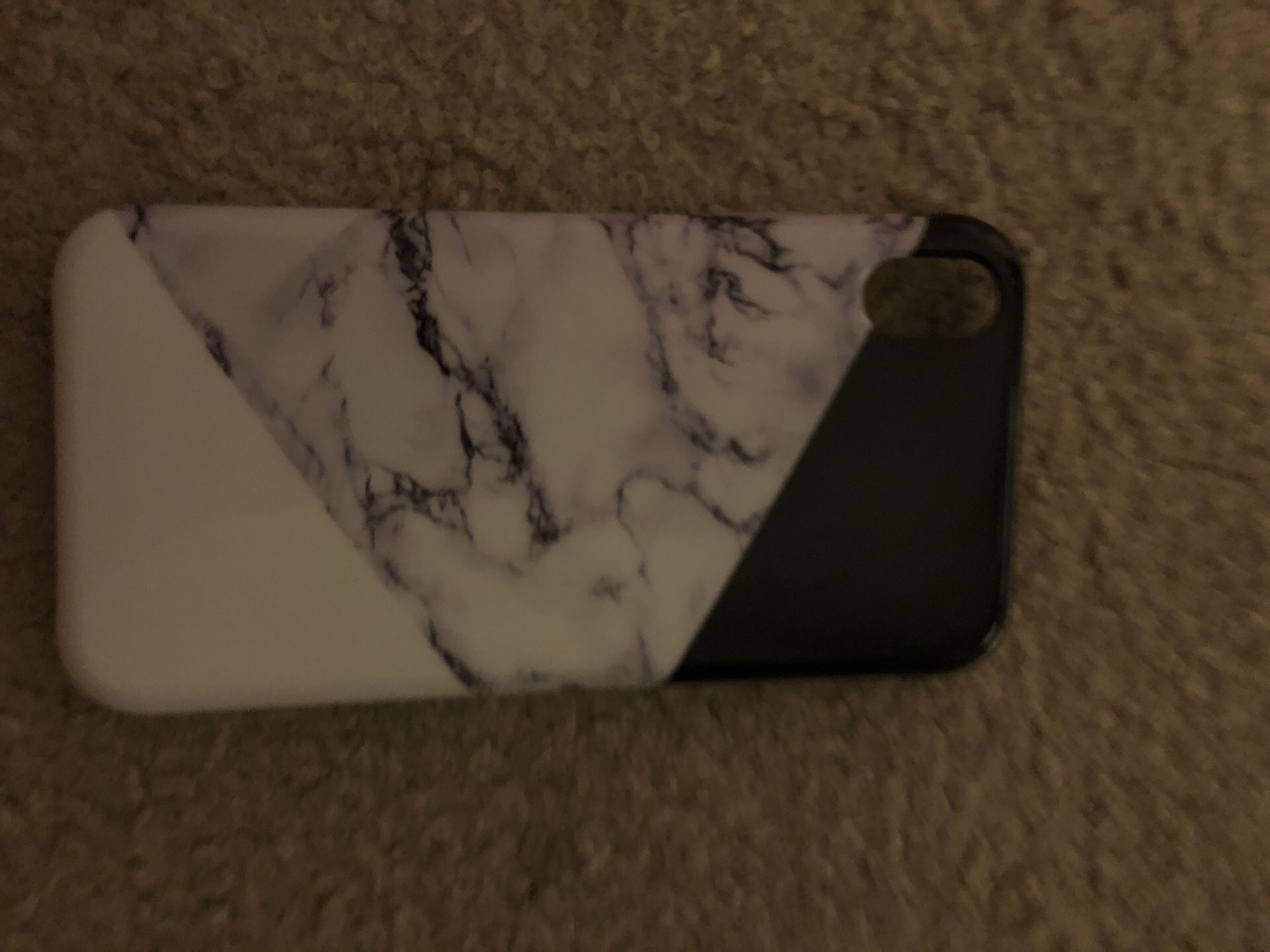 Black,marble and white glossy iPhone XR case (never used)