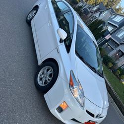 2010 Toyota Prius Hybrid Clean Title 