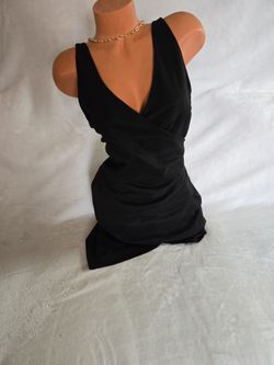 LARGE SEXY BLACK DRESS 