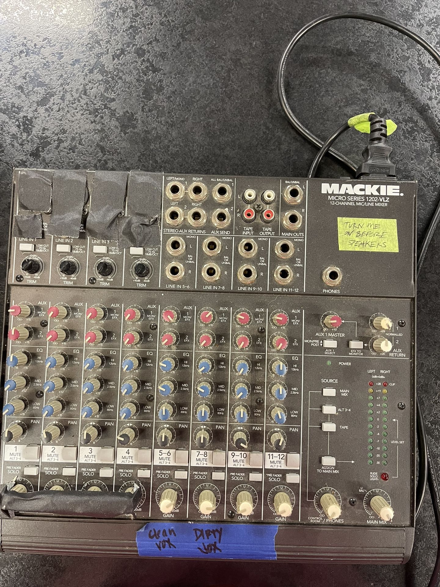 Mackie 1202VLZ 12 Channel Mic Line Mixer