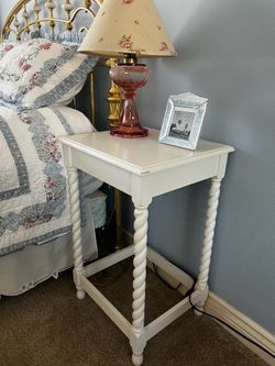 2 x Off White night stands