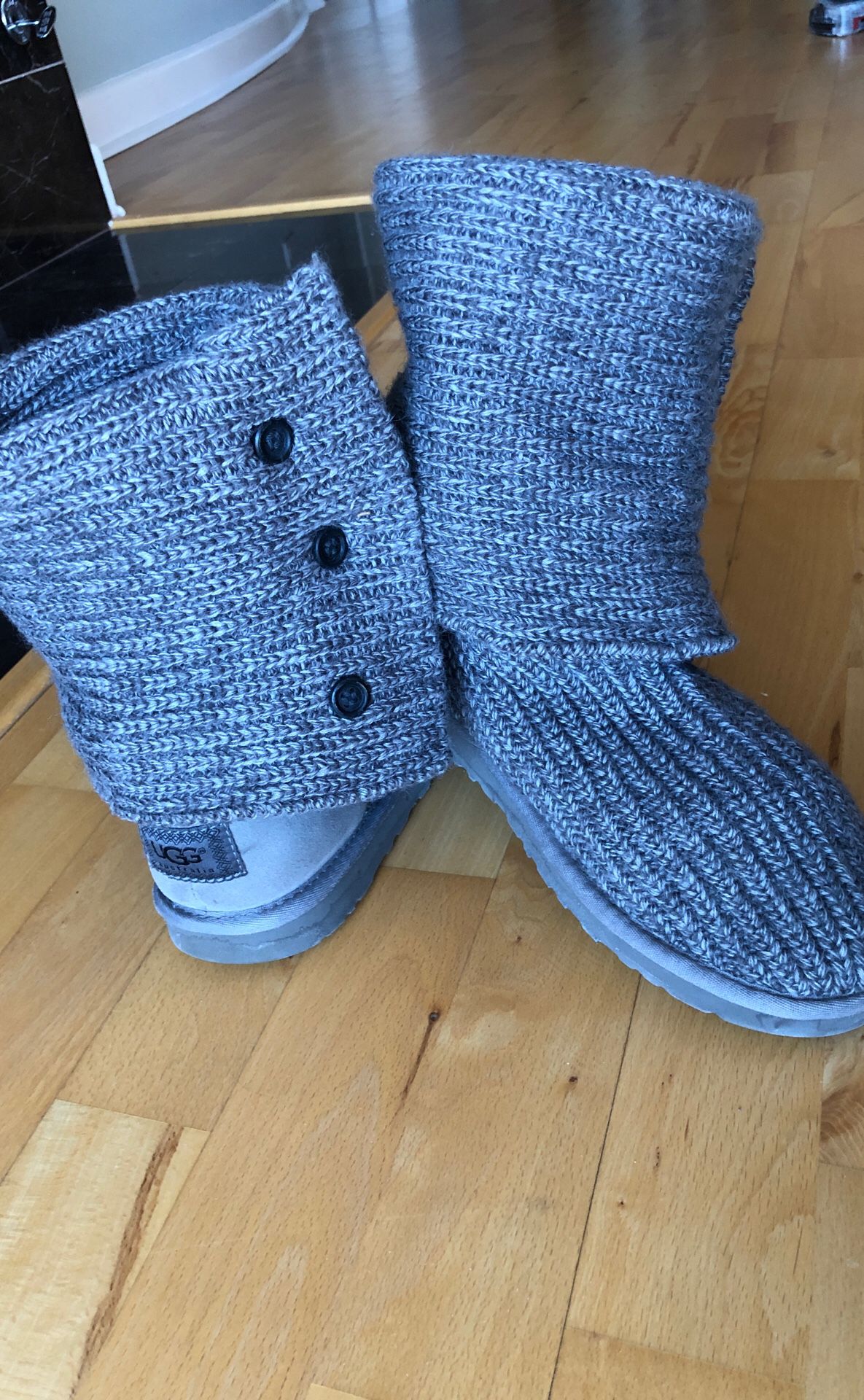 Knit grey Ugg boots