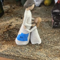 Willow Tree Statues Mother and Daughter 