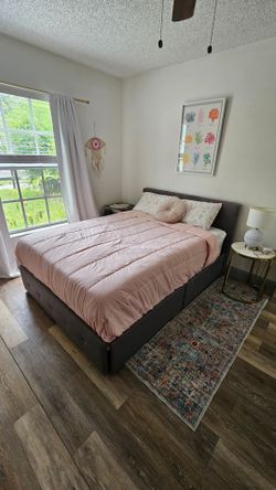 BPlatform Bed ( Full) with 4 storage drawers and mattress
