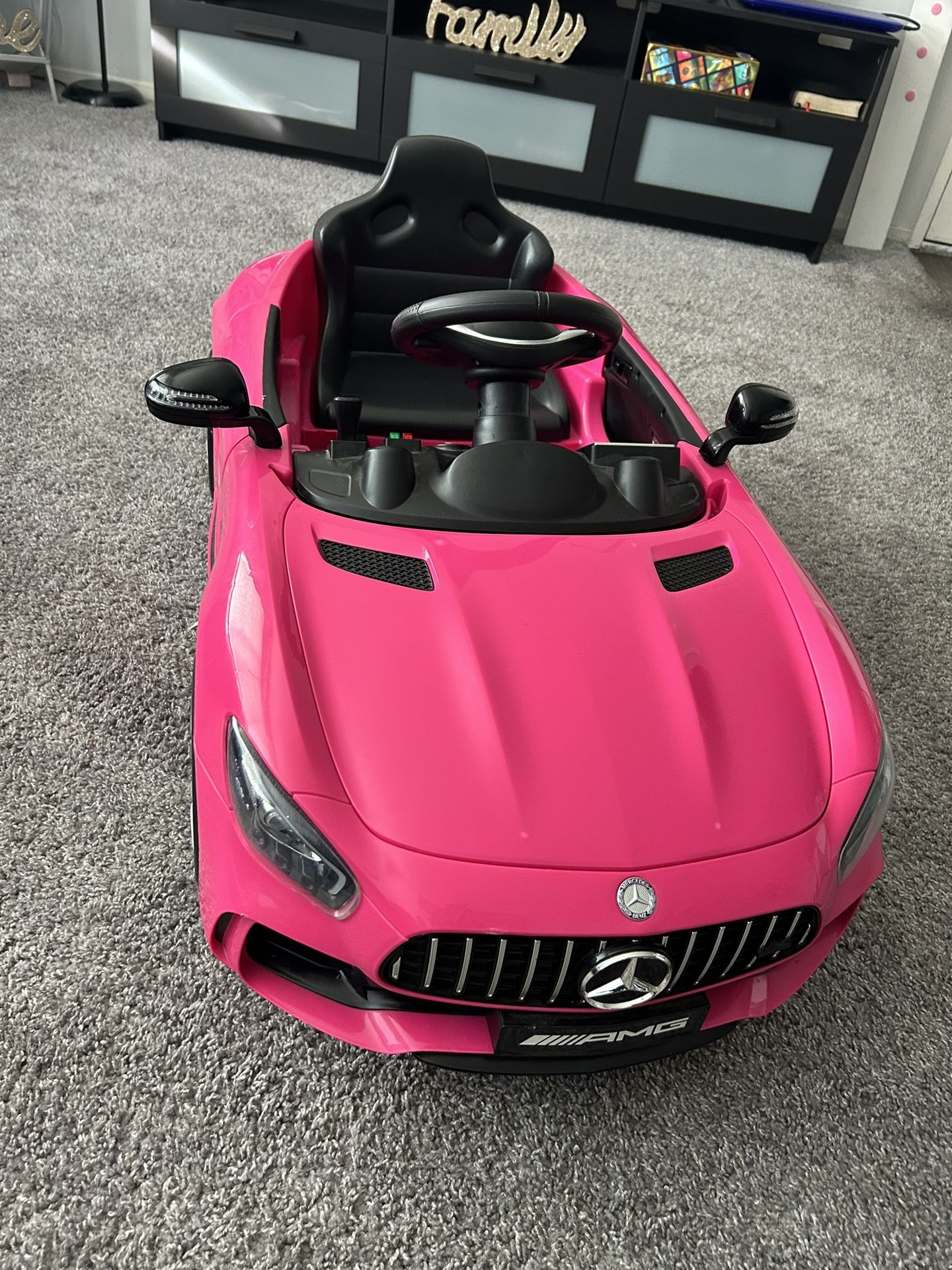Toy Amy Mercedes Car