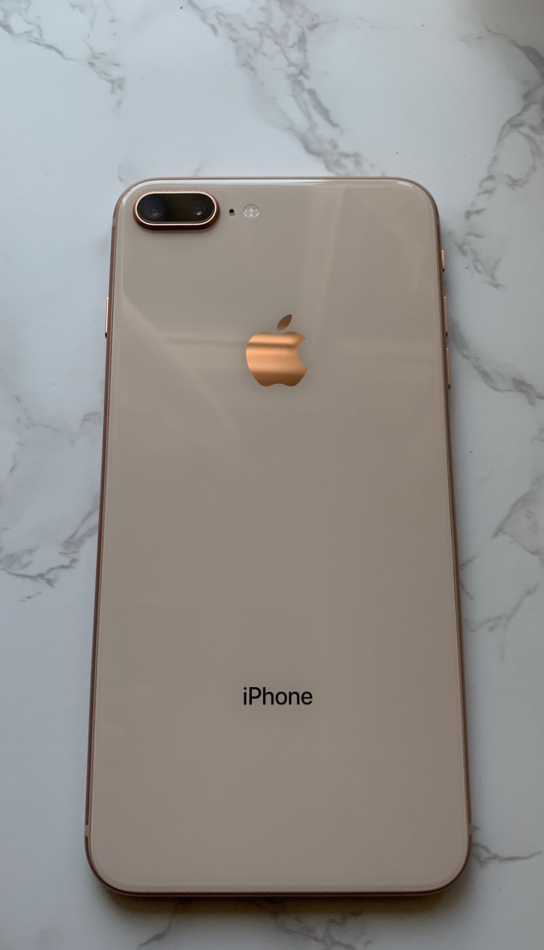 iPhone 8 Plus Rose-Gold 64gb