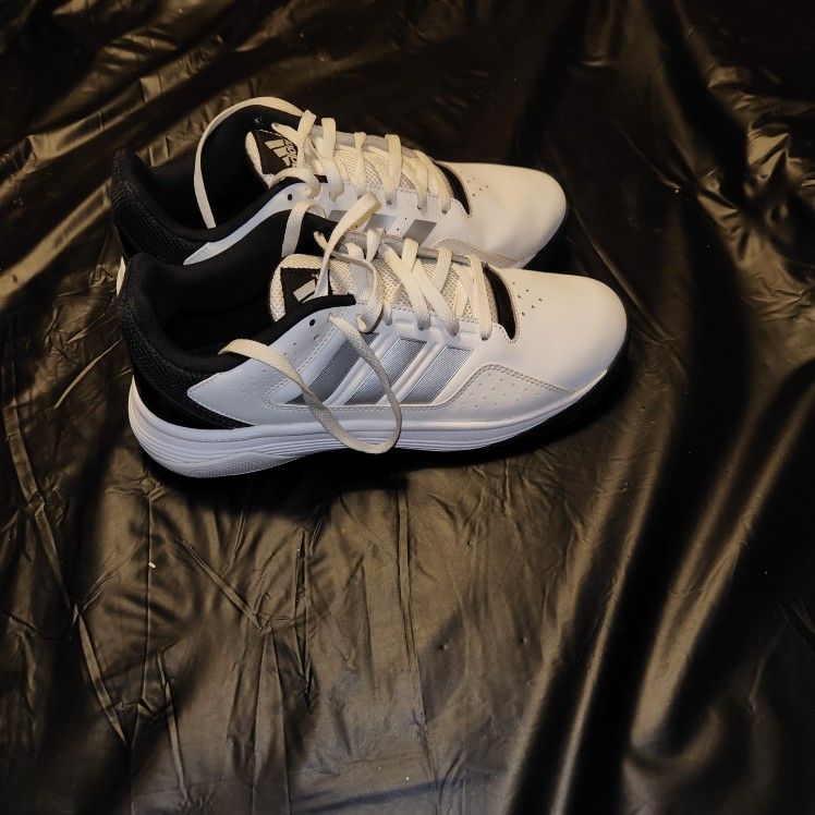 Mens Addidas Size 10
