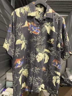 TOMMY BAHAMA Copyrighted Print Mai Tai SHIRT in BLACK with Multicolor Design - Large (L) - Never Worn, Still Like New!