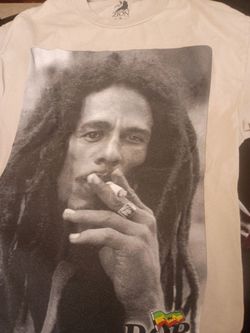 2 Bob Marley Zion graphic Ts