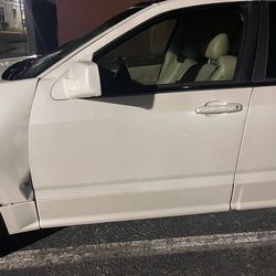 It’s base and it’s a 2008 Cadillac srx full size three rows