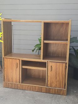 Wall unit