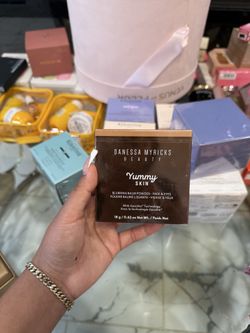 Danessa Myricks Beauty Yummy Skin Blurring Balm Powder -Universal Primer💕